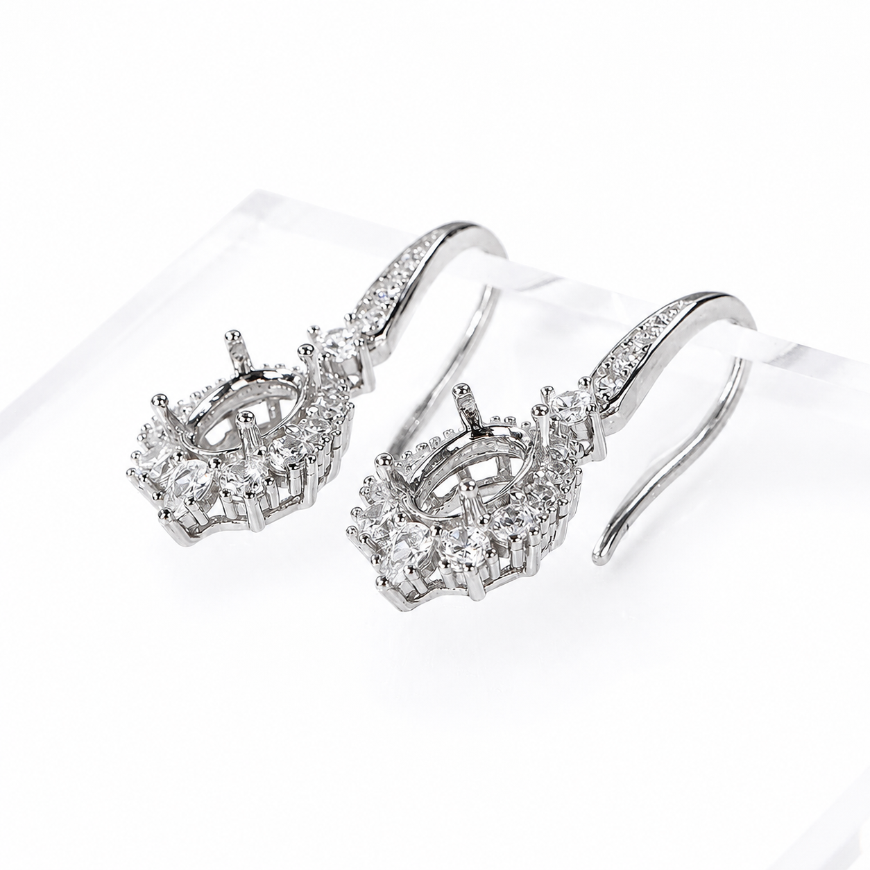Side View of S925 Sterling Silver Dangle Earring Setting