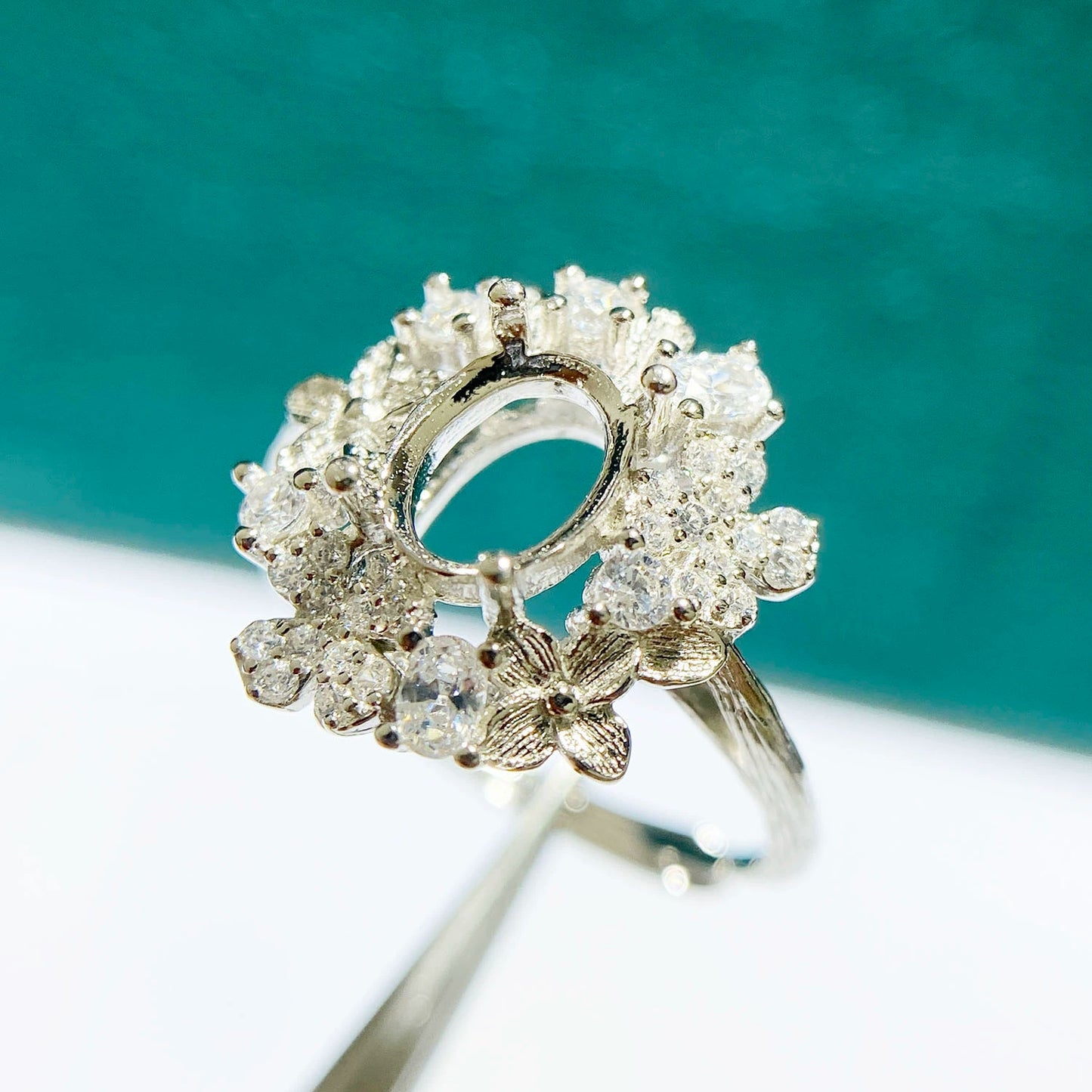 5×7 / 6×8mm Oval S925 Silver Adjustable Ring Setting for Gemstone Mounting