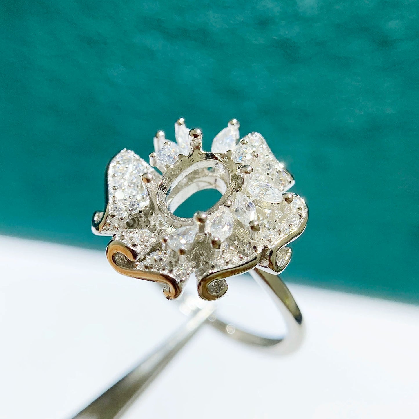 5×7 / 6×8mm Oval S925 Silver Adjustable Ring Setting for Gemstone Mounting