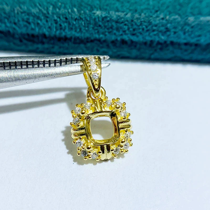 Cushion 5×5 mm S925 Sterling Silver, 18K Gold Plated Ring Setting, Unset