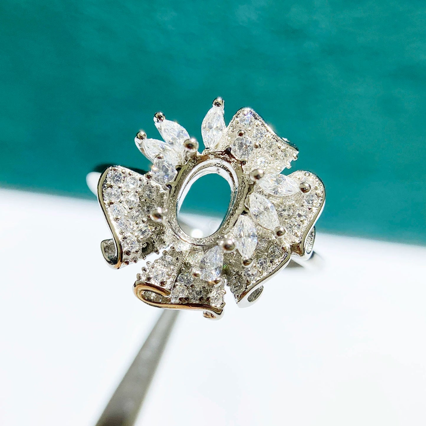 5×7 / 6×8mm Oval S925 Silver Adjustable Ring Setting for Gemstone Mounting