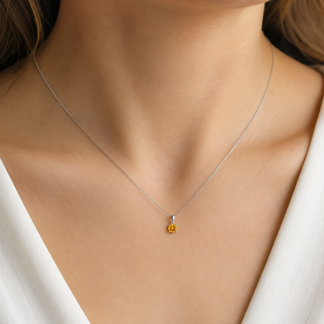 5mm and 6mm Round Four-Prong Pendant Setting in S925 Sterling Silver